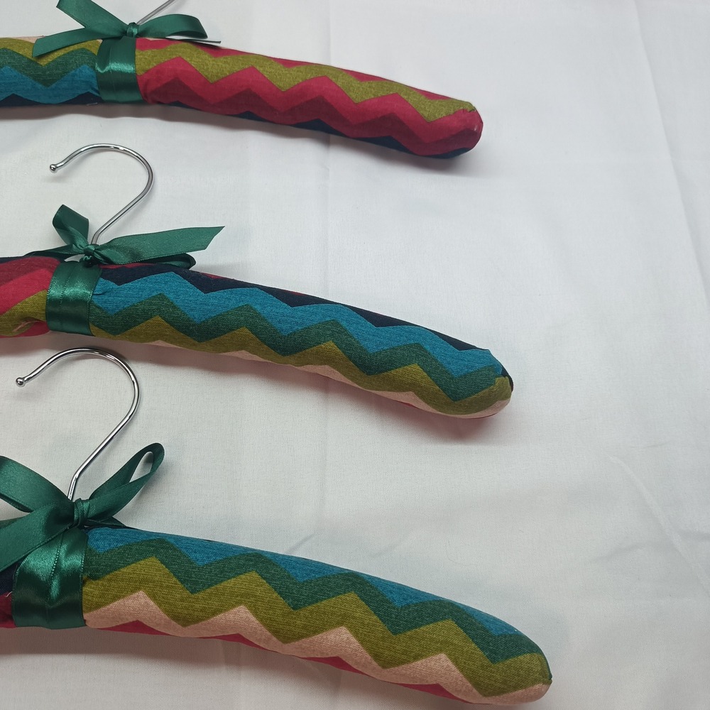 Set of 3 Padded Fabric Clothing Hangers Multi-Color Chevron Zigzag Pattern Bow